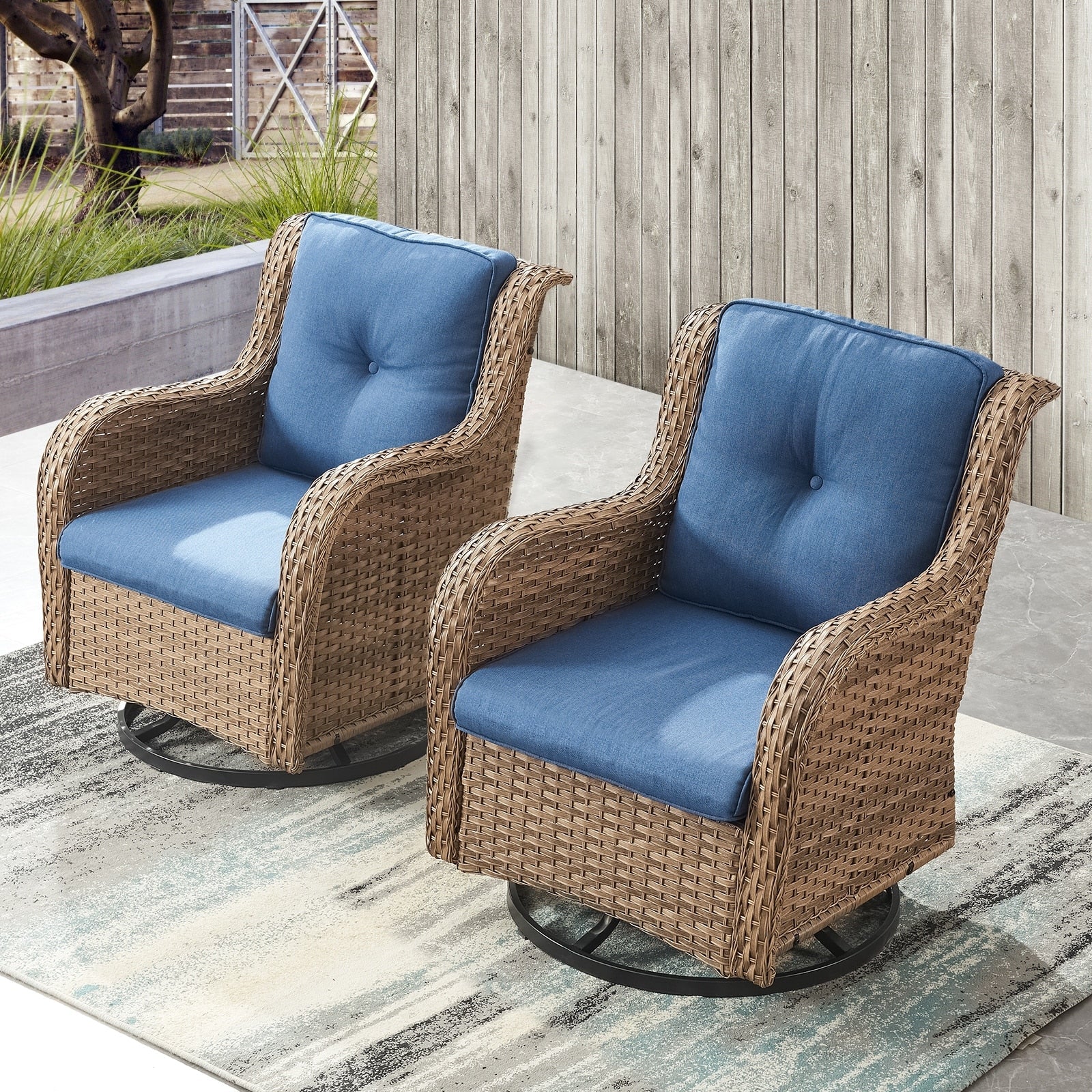Chaises longues à bascule d'extérieur en osier Gymojoy avec base pivotante (lot de 2)