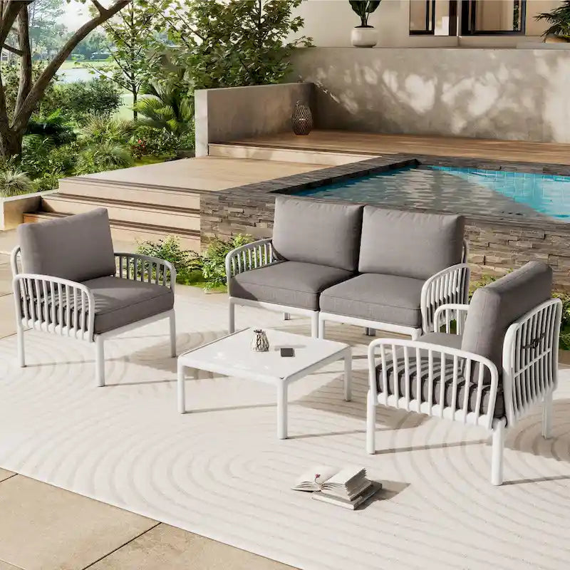 Ensemble de conversation d'extérieur modulaire 5 pièces Roomfitters avec table basse et coussins épais