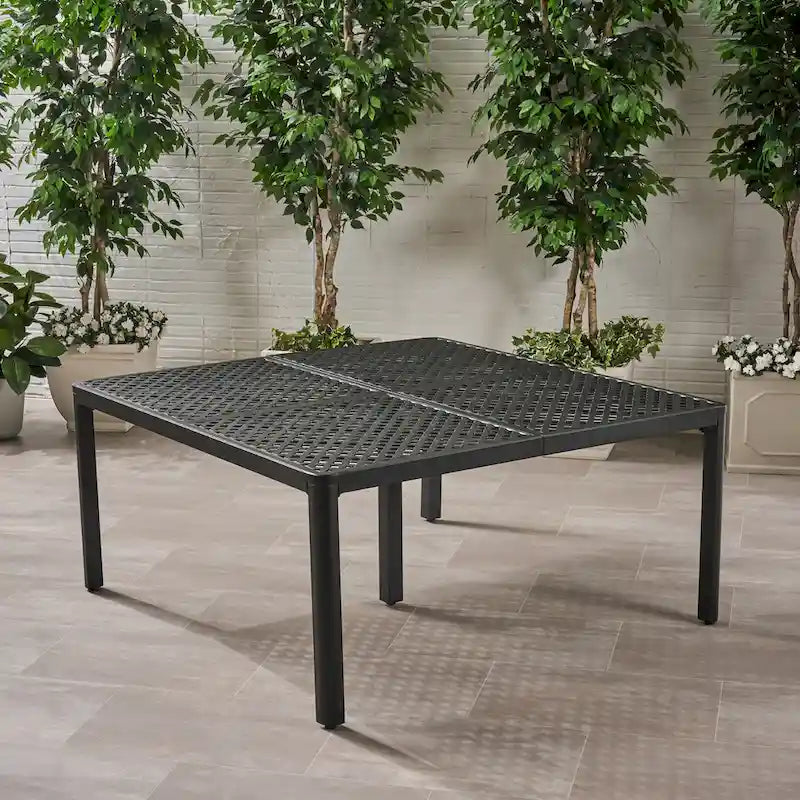 Table à manger d'extérieur moderne en aluminium avec accents tressés