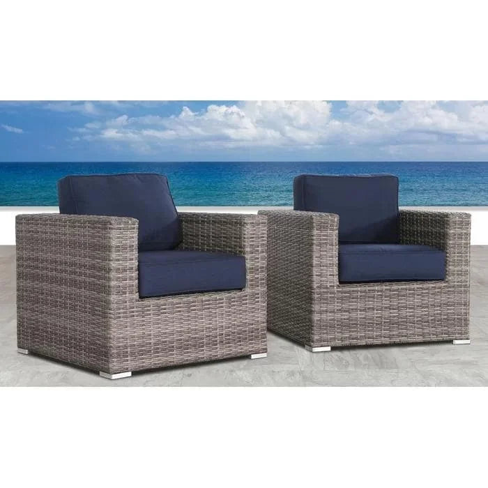 Wicker Club Chair Sunbrella (Excluding the table)