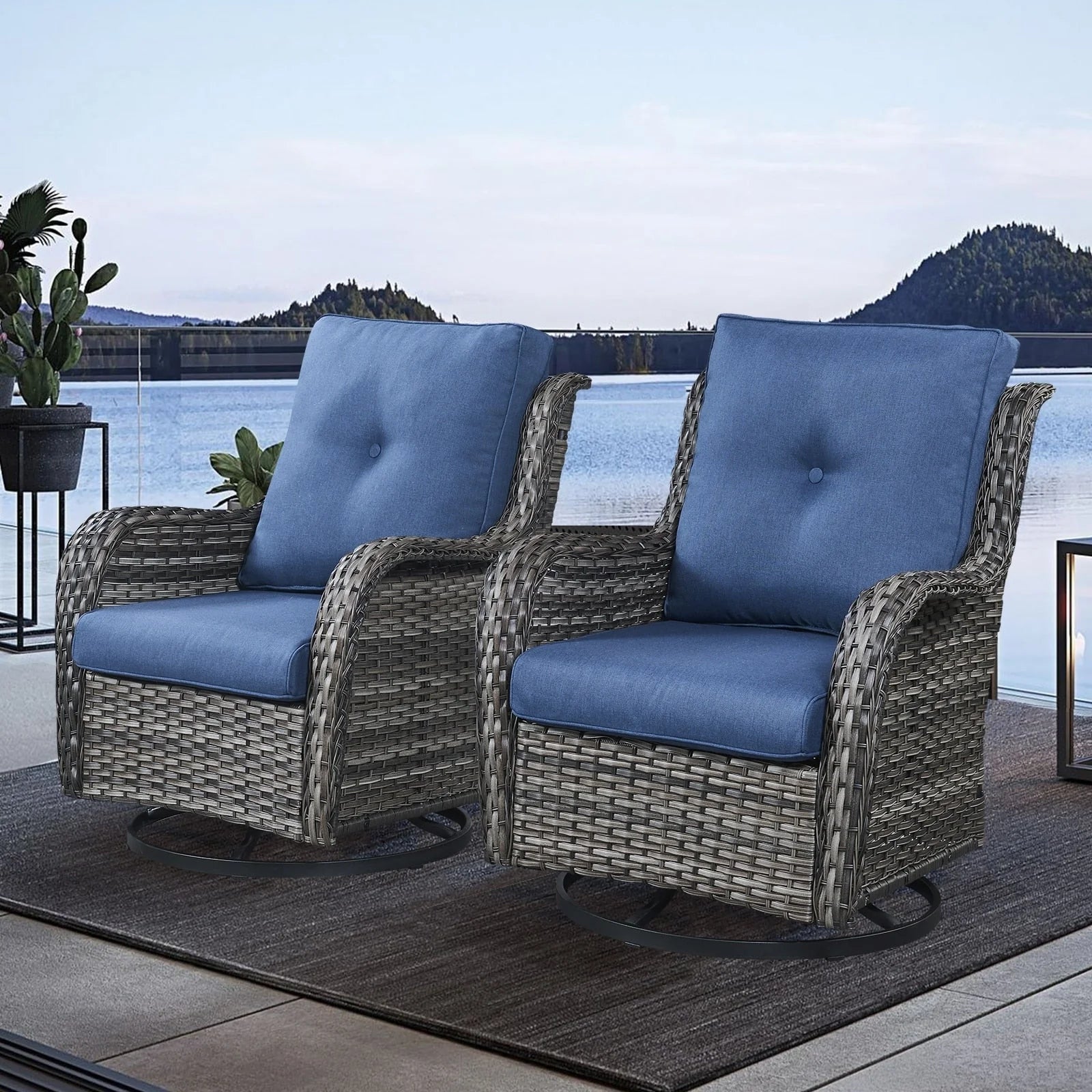 Chaises longues à bascule d'extérieur en osier Gymojoy avec base pivotante (lot de 2)