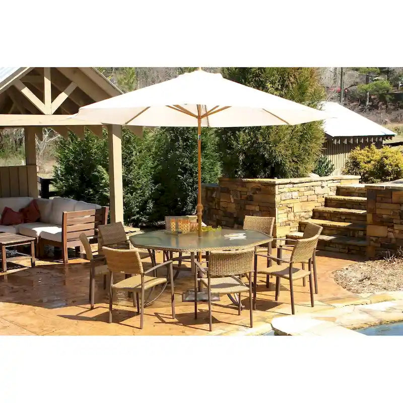 Ensemble de repas d'extérieur Maracay Tree Bark avec chaises empilables (9 pièces)