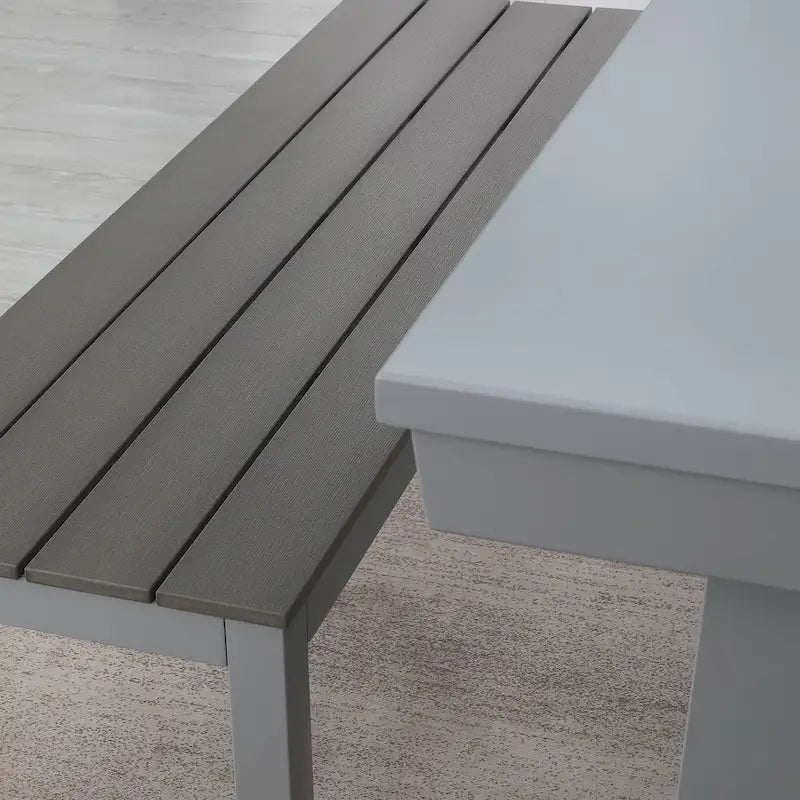 Ensemble de salle à manger avec table de billard extérieure Newport 2,13 m en ardoise avec 2 bancs et accessoires, finition ciment