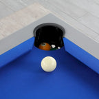 Ensemble de salle à manger avec table de billard extérieure Newport 2,13 m en ardoise avec 2 bancs et accessoires, finition ciment