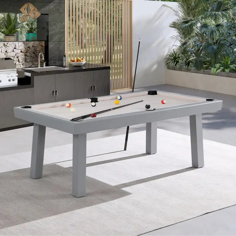 Ensemble de salle à manger avec table de billard extérieure Newport 2,13 m en ardoise avec 2 bancs et accessoires, finition ciment