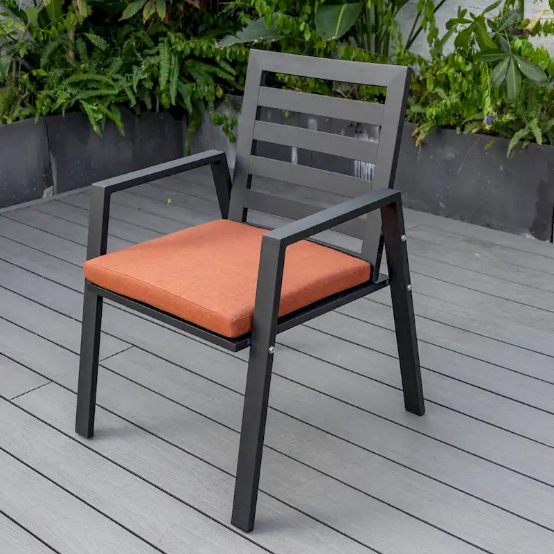 Fauteuil de salle à manger d'extérieur LeisureMod Chelsea en aluminium avec coussins, lot de 4 - 34.84