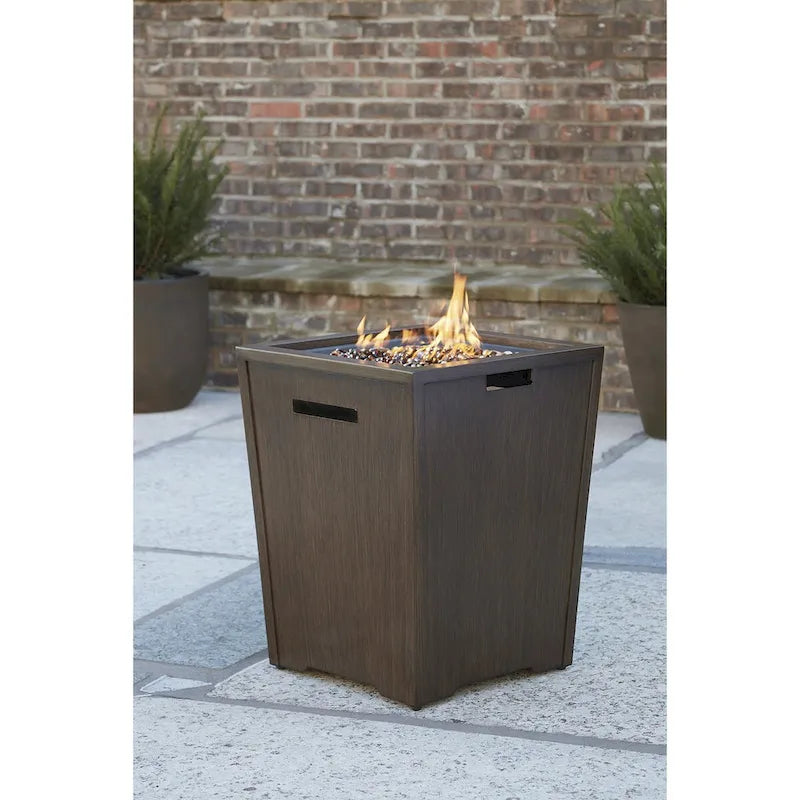 Signature Design by Ashley Rodeway South Marron Ensemble extérieur 3 pièces – 32 larg. x 37 prof. x 37 haut.
