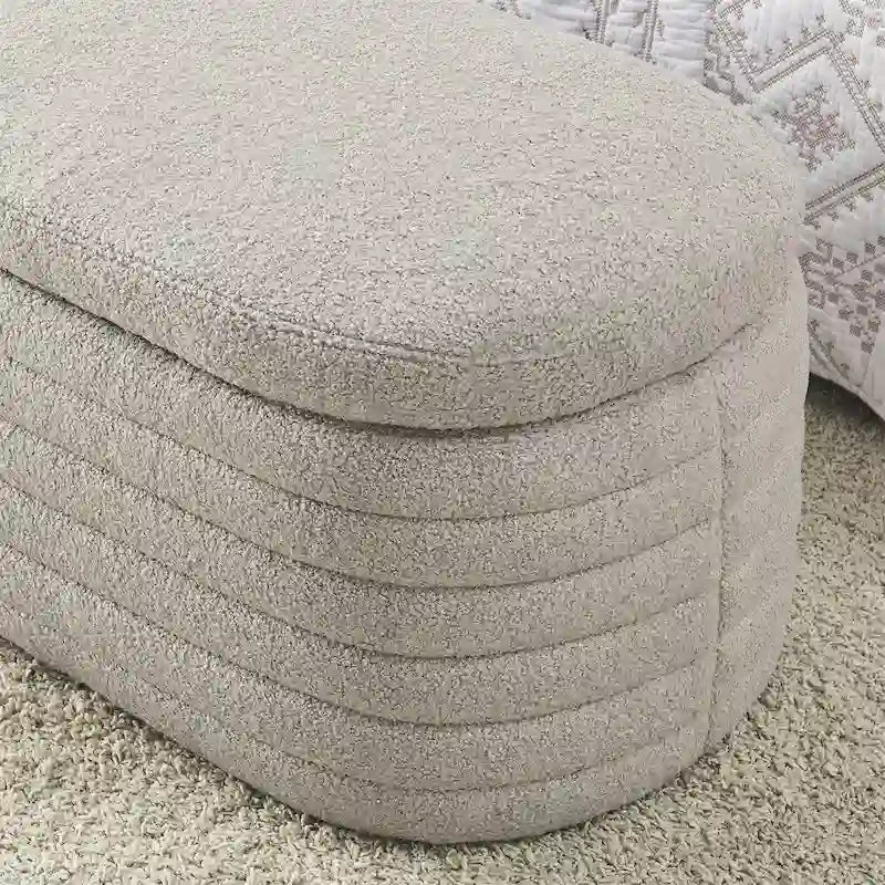 Banc de rangement en velours capitonné bleu marine avec couvercle à charnière amortie