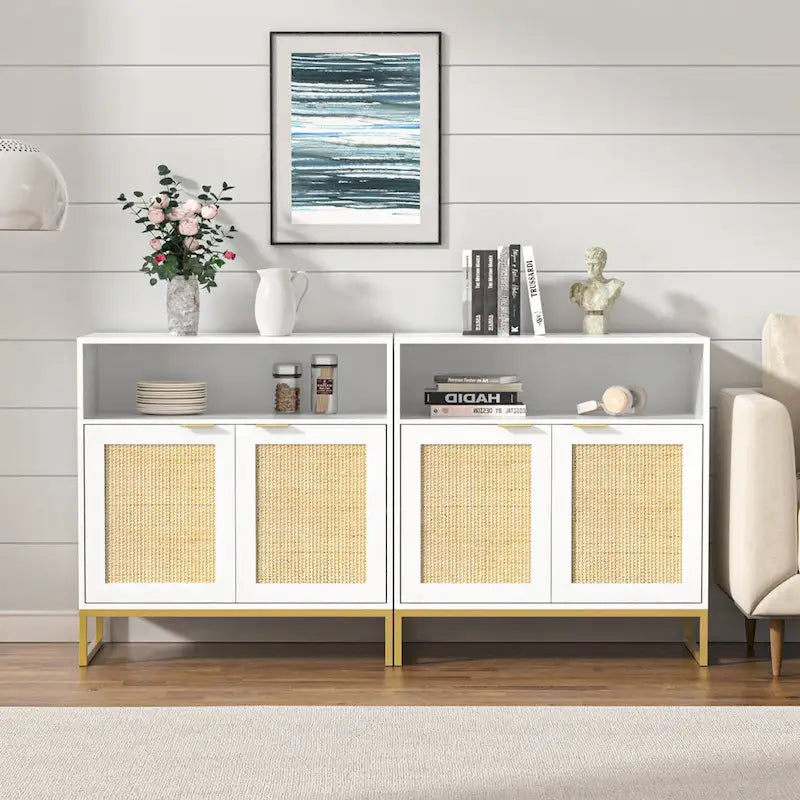 Buffet bas à 2 portes en panneaux de particules brun/blanc et rotin avec étagère réglable