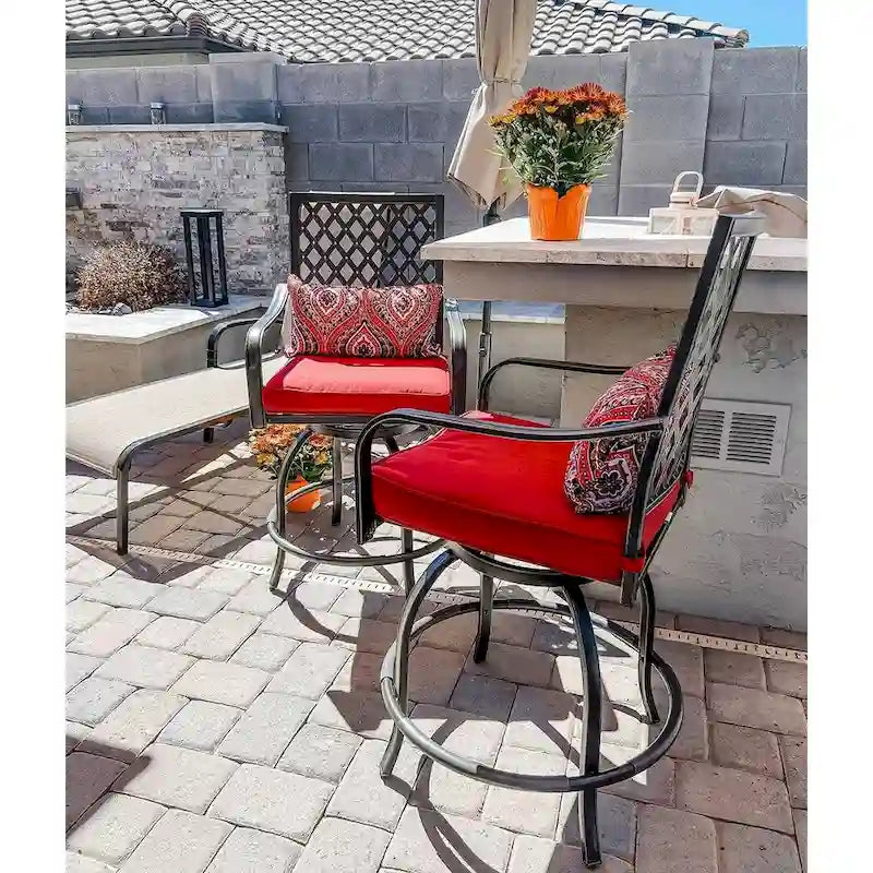 Ensemble de 4 chaises de bar de patio pivotantes en métal avec coussins pour l'extérieur