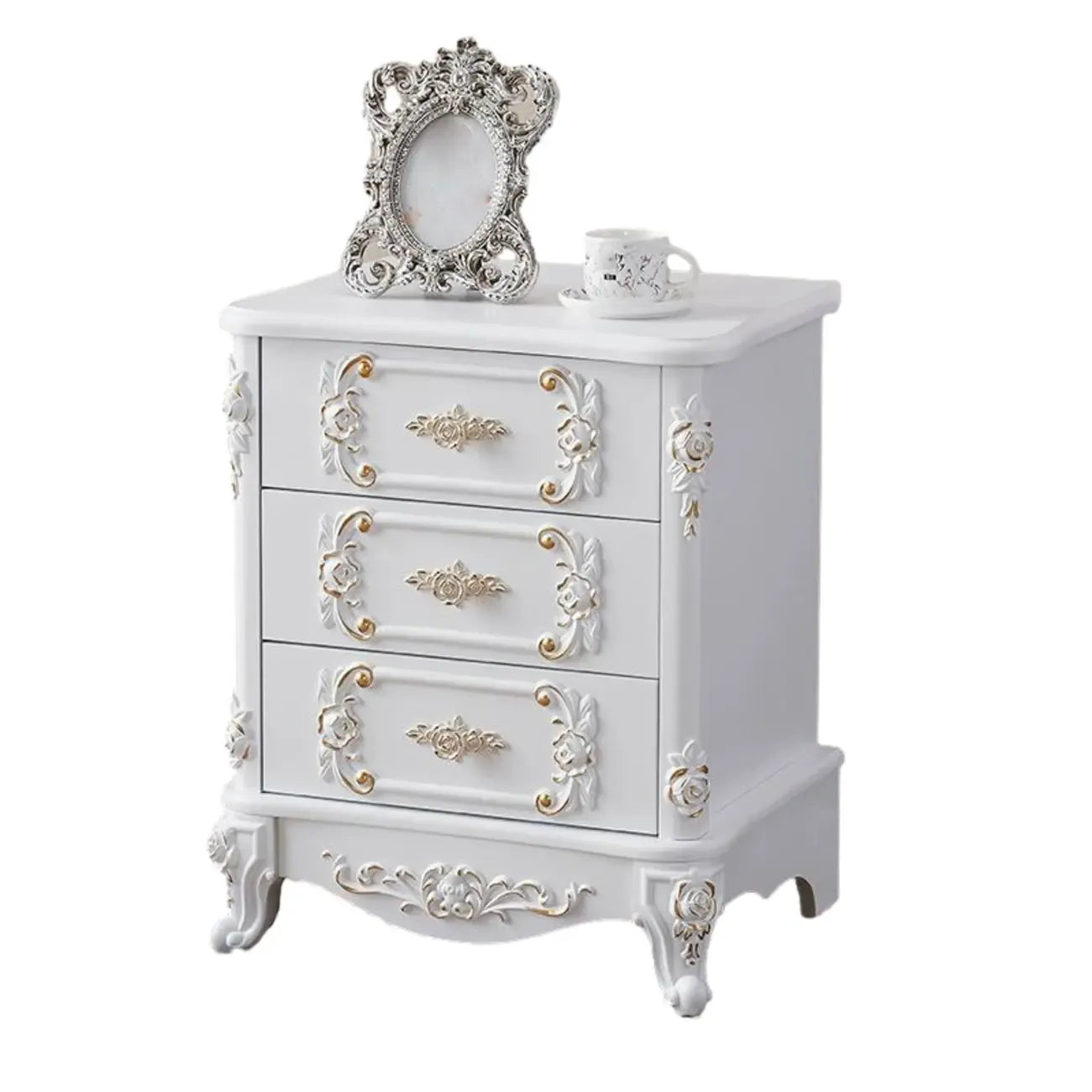Table de chevet traditionnelle en bois blanc sculpté à 3 tiroirs